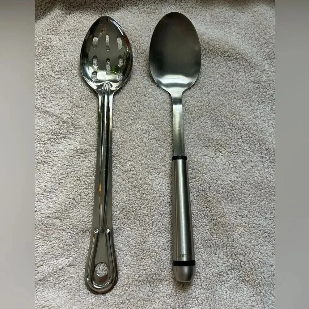 Oneida & Unbranded Stainless Steel Serving Spoon Utensil Set